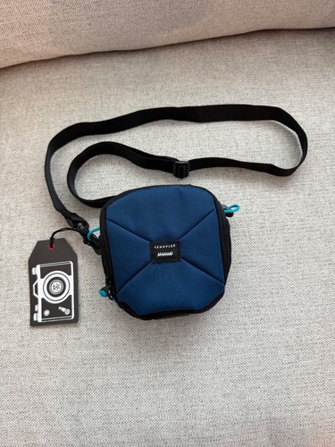 Crumpler pleasure dome camera - crumpler,