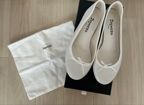Repetto white ballet shoes