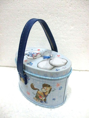 Petite boite ovale - , tôle