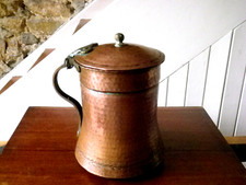 Très ancien Pichet en cuivre
