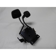 JEU DE PEDALES D'AVANCE