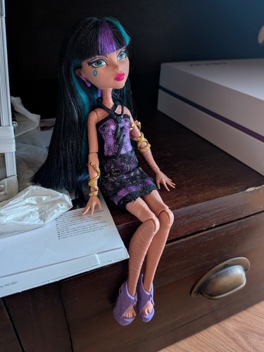 Poupée monster high cleo - high, de