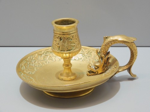 Joli bougeoir main bronze - -joli,