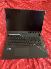 ASUS ROG STRIX SCAR 17 SE -