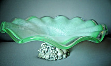 GRANDE COUPE EN VERRE EPAIS SUR PIED SCULPTE STYLE ETAIN XXEME SIECLE