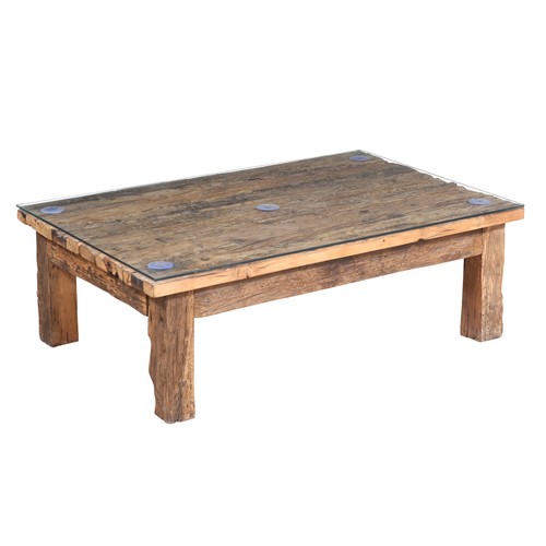 Table basse décorative - table,