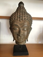 Sculpture en métal tête de