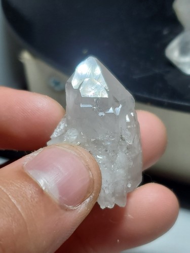 Strange formed quartz - , lot