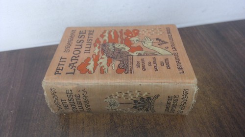 Petit larousse - petit,
