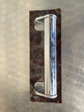 ANCIENNE POIGNEE DE PORTE DE BOUTIQUE ART DECO BARRE METAL CHROME A POUSSER
