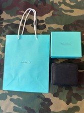 TIFFANY & Co Écrin pour Collier Chaîne avec sa Sur-boîte et 1 Sac Shopping  Neuf