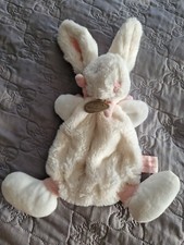 PLAT DOUDOU ET COMPAGNIE LAPIN BONBON  BLANC ECRU ROSE ECHARPE NOUEE - TBE