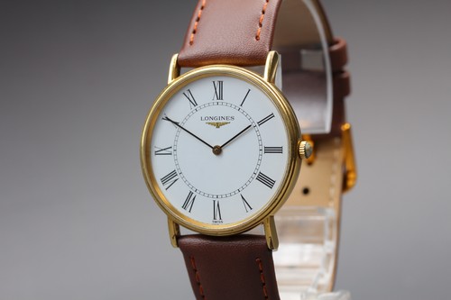Presque comme neuve montre - [presque,