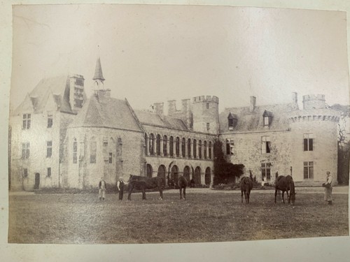 Photo albumine cour chateau - photo,