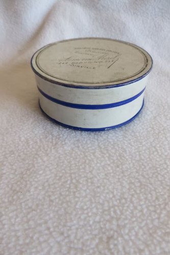 Ancienne boite carton - , vide