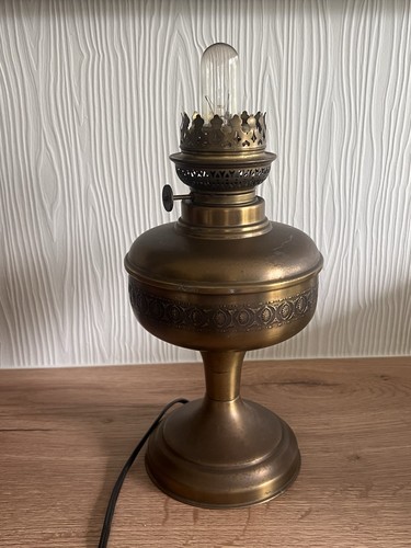 Pied lampe pétrole - lampe, À