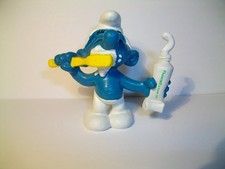SMURF SCHLUMPF SCHTROUMPF