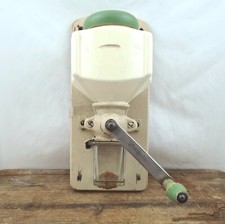 Ancien moulin à café mural ZASSENHAUS Moulin cafe Kaffeemuehle