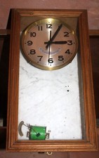 Rare horloge  Pendule électrique regulateur usine ( ATO , BRILLIE ..) *