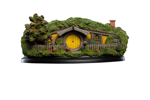 The hobbit statue - -,