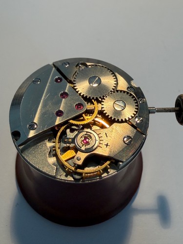 Mouvement montre eta 2390 - mouvement,