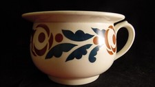 Pot de chambre en faience de