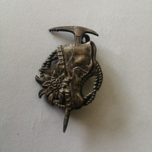 Insigne alpinisme piolet