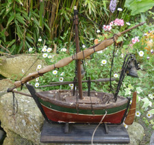 Maquette de Bateau Lamparo Portugal servant de Veilleuse 1950 36cmX35cm