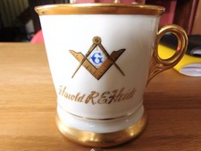 ancienne grande tasse