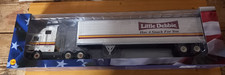SEMI REMORQUE AMERICAIN - N°99 -INTERNATIONAl EAGLE CABOVER "LITTLE DEBBIE" 1:43