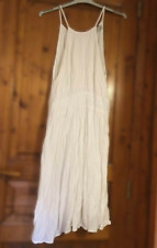 Zara  robe blanche à brides