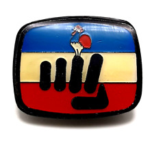 Pin's Logo FFKAMA Fédération Française Karaté Arts Martiaux Coq Tricolores Signé