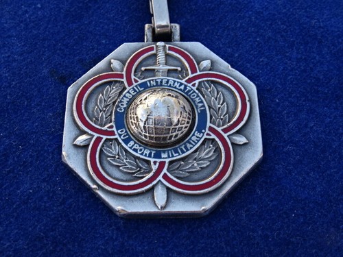 Superbe rare porte - &, porte-cles