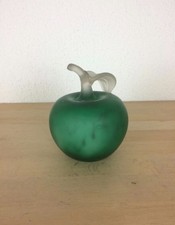 Sculpture pomme en verre
