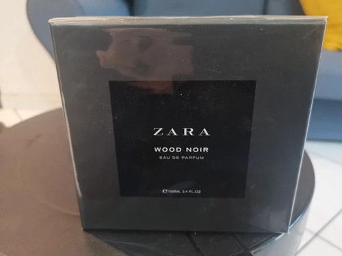 Zara wood noir eau - , de