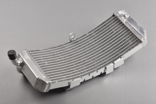 Radiateur eau type racing - d,