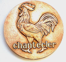 CHANTECLER..COQ GENRE GAULOIS .MEDAILLE BRONZE 6.7 CM .POUR PUB .CARBURANTS