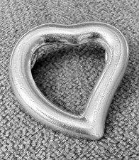 PENDENTIF CŒUR YVES SAINT LAURENT EN ARGENT MASSIF POINÇON MINERVE