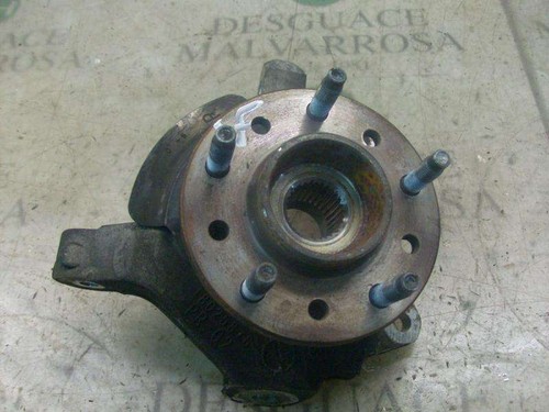 Moyeu roue avant droite - de, /