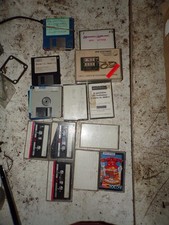 Cassettes disquettes Amiga Amstrad Oric ordinateurs consoles 111125