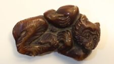 Ancien Netsuke un singe tenant