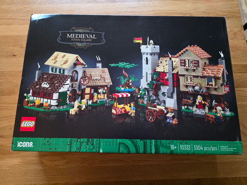Lego 10332 place la - lego,