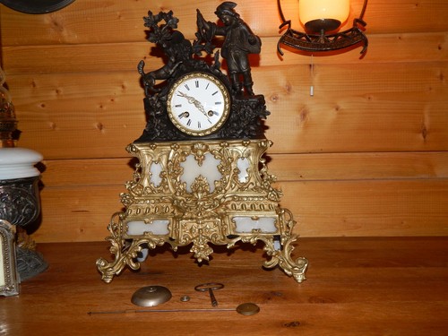 Pendule française suspension