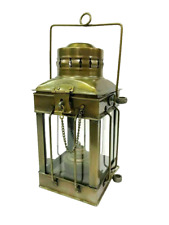 Ancienne lampe cargo lanterne