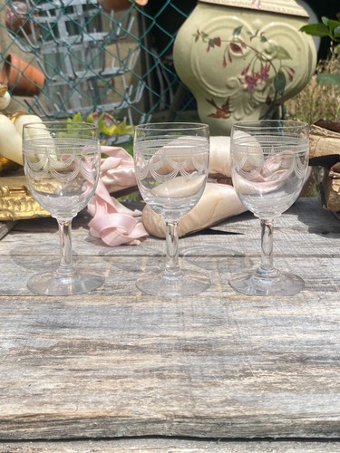 Verres cristal gravé - verres,