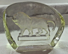 ancien presse papier verre