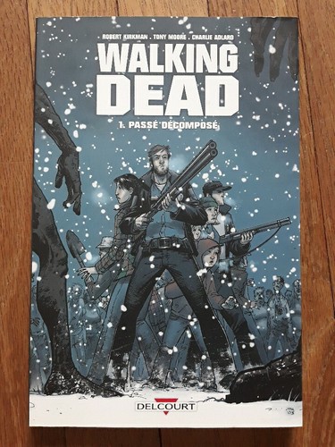 Walking dead kirkman moore - walking,