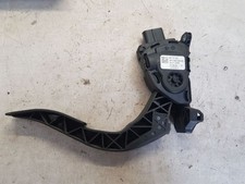 PEDALIER Audi A4 Avant (B8)