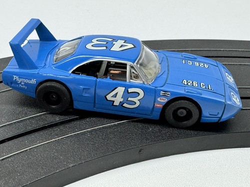 Vtg tyco petty plymouth - tyco,