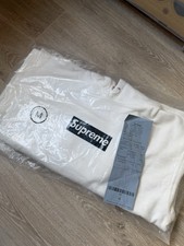 Supreme paris 10th anniversary - paris,